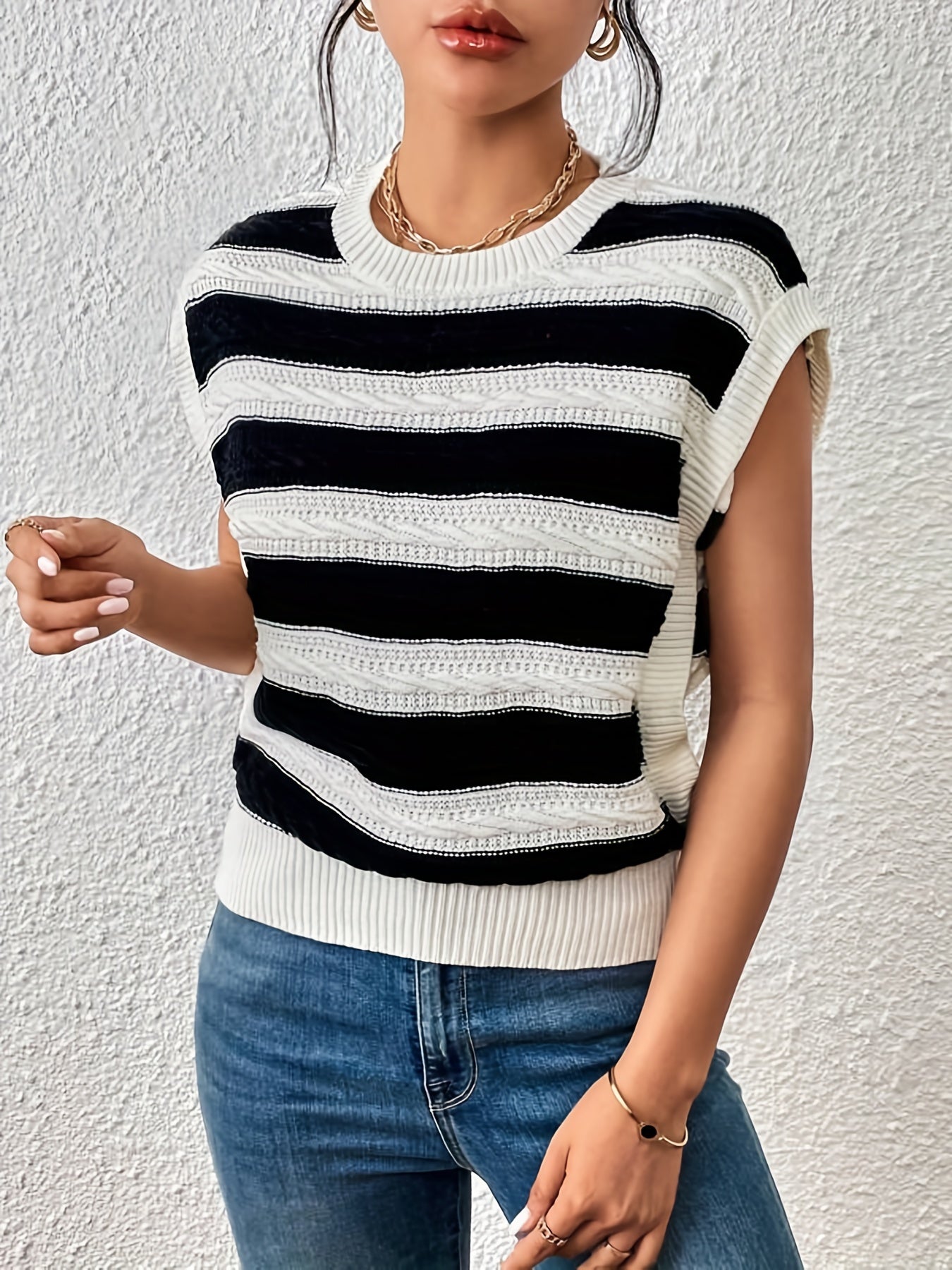 gbolsos  Striped Crew Neck Sweater Vest, Casual Sleeveless Vest For Spring & Fall, Women's Clothing